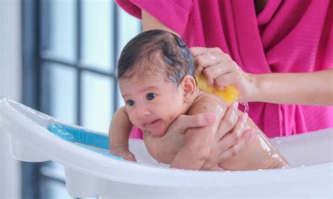 yeni doğan bebek banyo su sıcaklığı